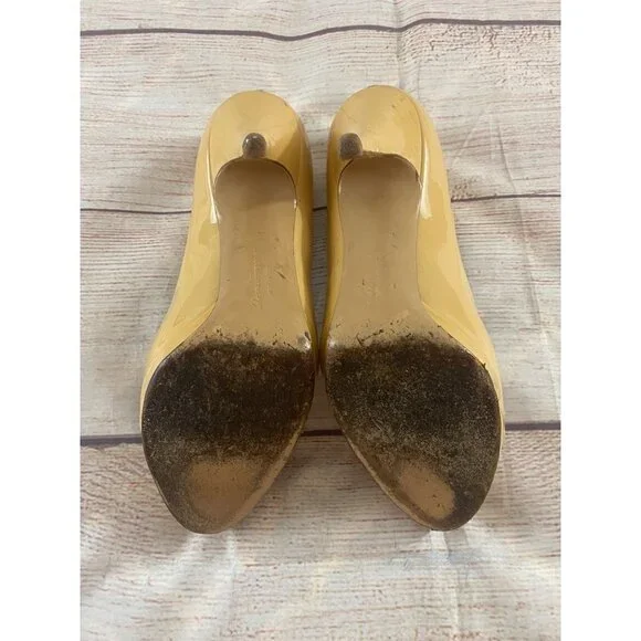 Salvatore Ferragamo Women's Tina Patent Platform Pump Nude - 6B - Picture 6 of 13